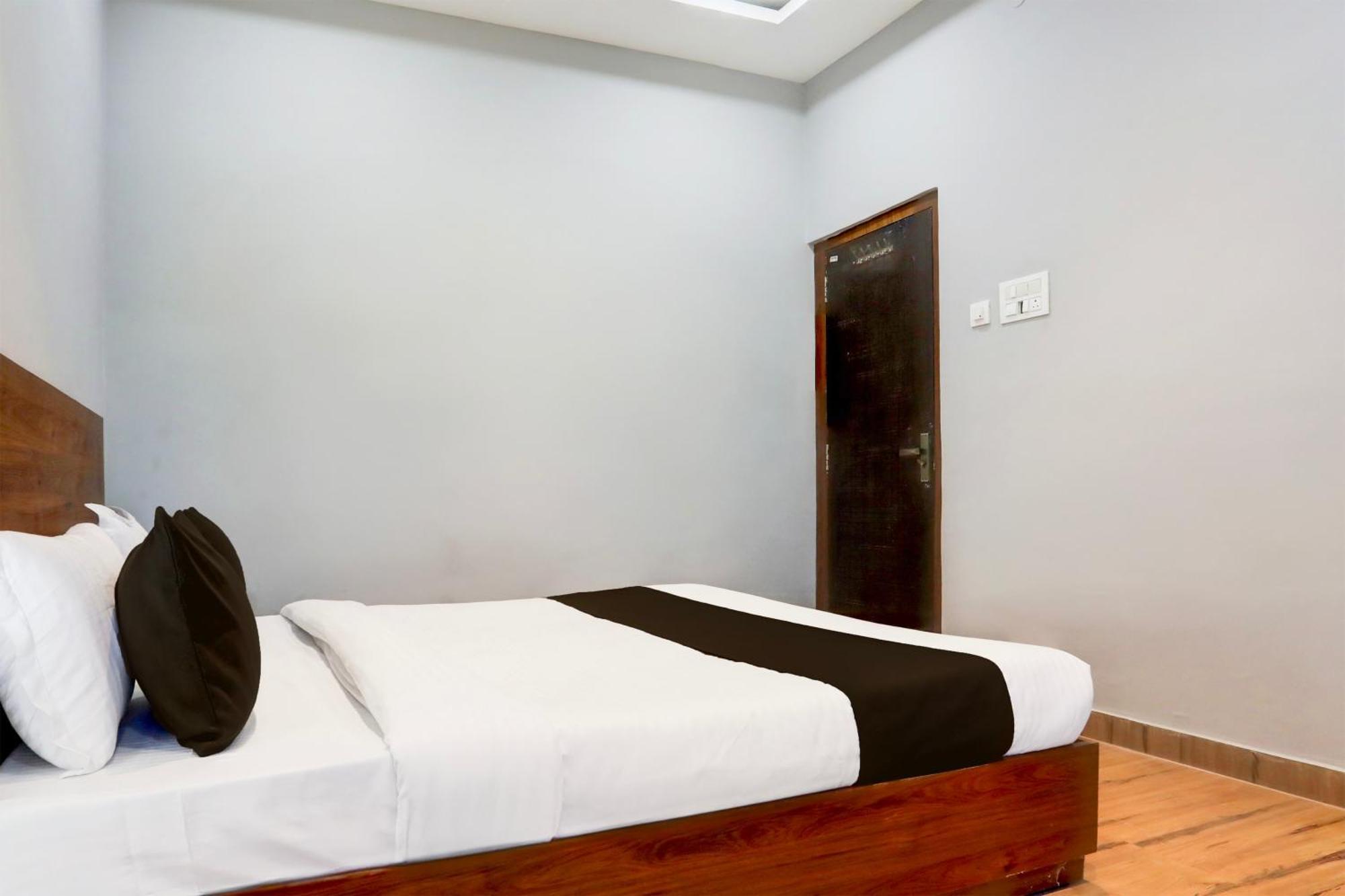 Hotel O Currency Inn Rāipur Eksteriør bilde